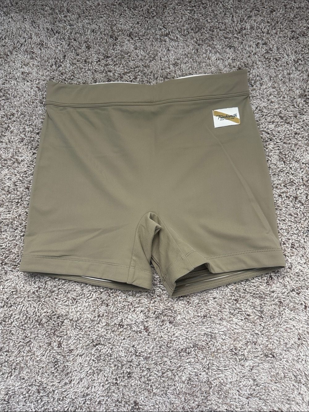 NWOT Tracksmith Turnover Short Tights size Small